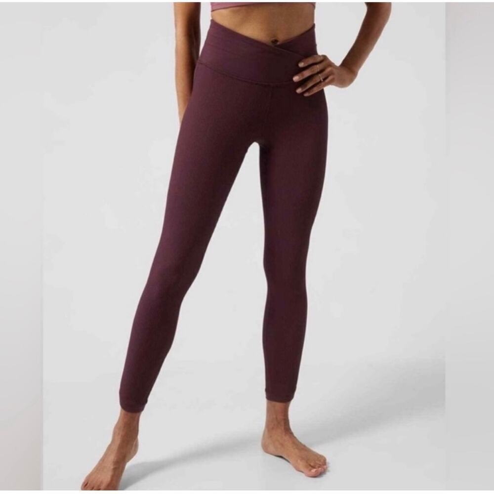 Athleta Elation Crossover Rib 7/8 Tight Size S Yoga Leggings Spiced Cabernet